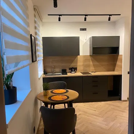 Апартаменты Relax In A Historic Oasis Retreat *