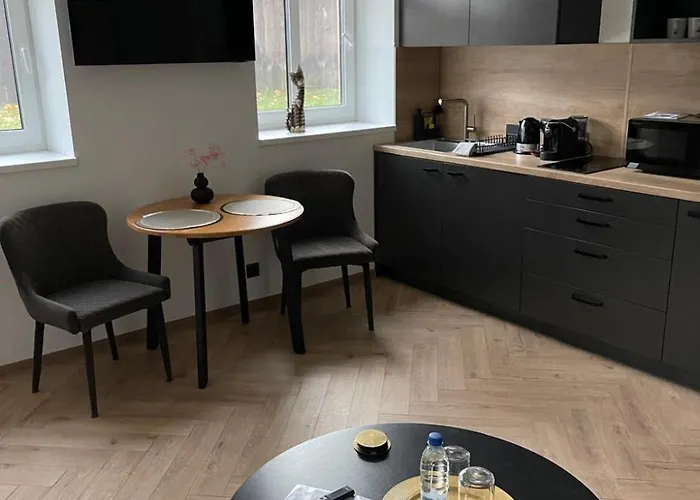 Apartment Relax In A Historic Oasis Retreat